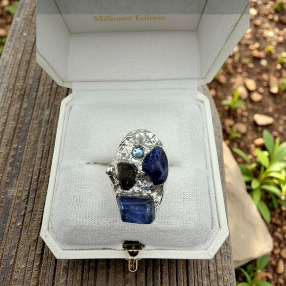 Brutalist Sea Glass Cocktail Ring & Crystal Accent Size 9 - Picture 5 of 12